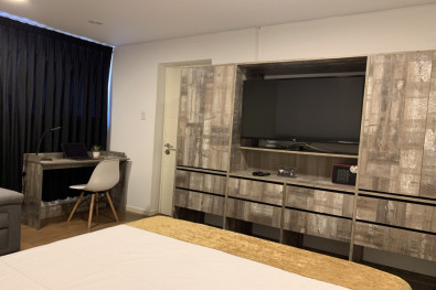 Habitación y Escritorio